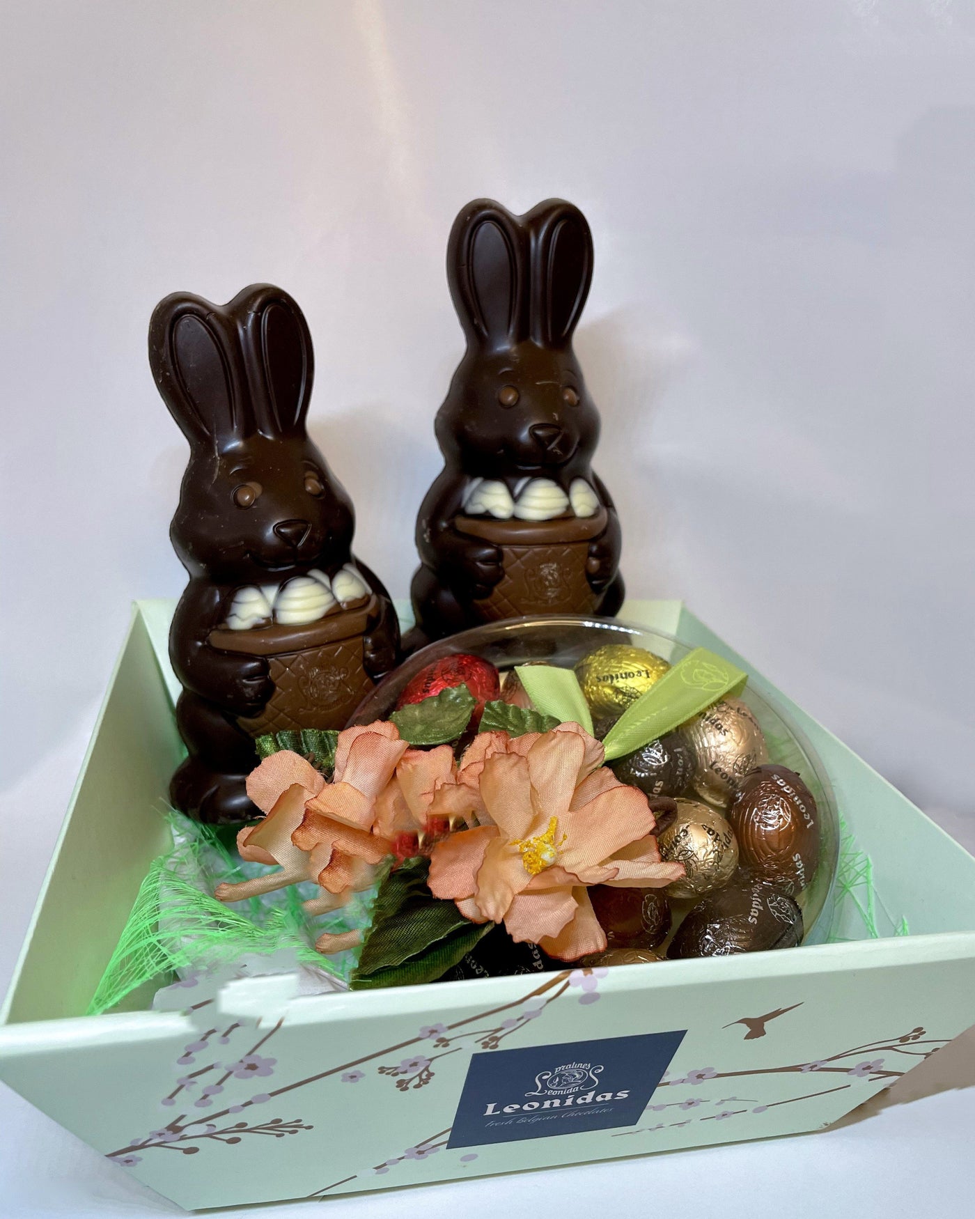 Leonidas 2 Dark Chocolate Bunny’s Easter Hamper freeshipping - Leonidas Kensington