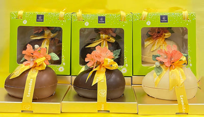Leonidas Easter Chocolate Egg 370g, With 12 pc Assorted Chocolate freeshipping - Leonidas Kensington