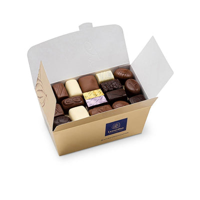 Leonidas Luxury Classic Assorted truffles, pralines, ganache & creams, Belgian Chocolate Ballotin Box Gift Wrapped & Ribboned freeshipping - Leonidas Kensington