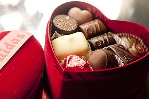 Leonidas Luxury Red Velvet Heart-shaped Assorted Chocolate Gift Box freeshipping - Leonidas Kensington