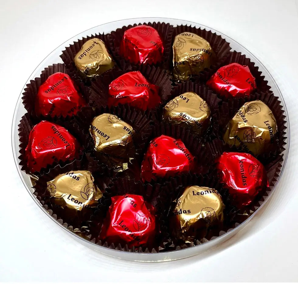 Leonidas Valentine's Round Clear Plastic With Assorted Milk Chocolate Hearts, 15 Pc Leonidas Kensington